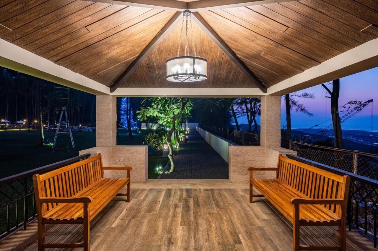 Silver Waves Resort & Spa - Daman Exterior photo