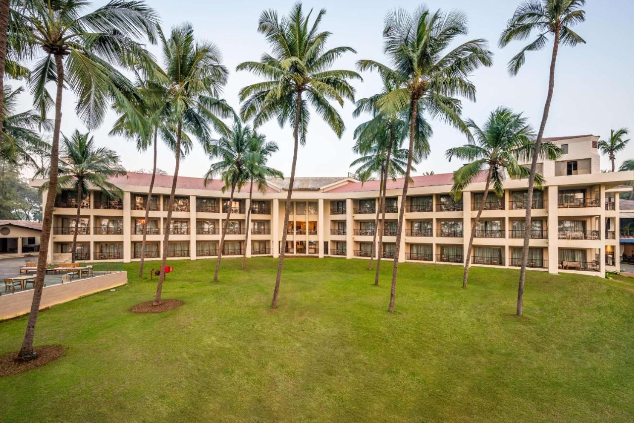 Silver Waves Resort & Spa - Daman Exterior photo