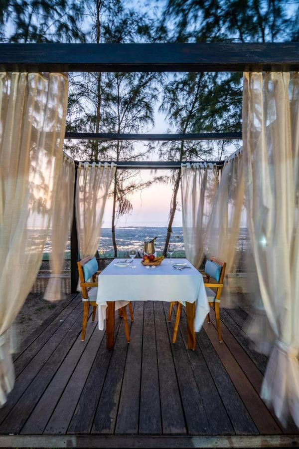 Silver Waves Resort & Spa - Daman Exterior photo